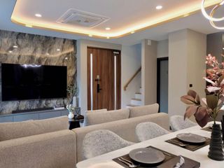 Casa adosada en alquiler y en venta de 4 habitaciones en Prawet, Bangkok