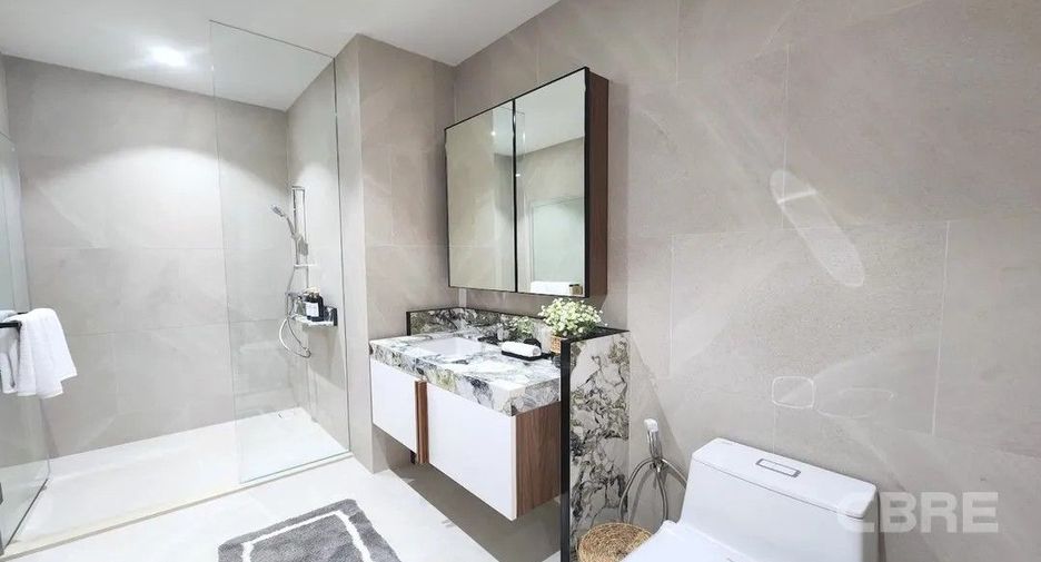 Condo en venta de 3 habitaciones en Sathon, Bangkok