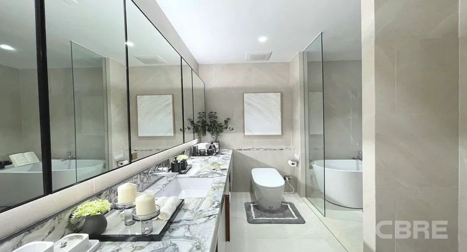 Condo en venta de 3 habitaciones en Sathon, Bangkok