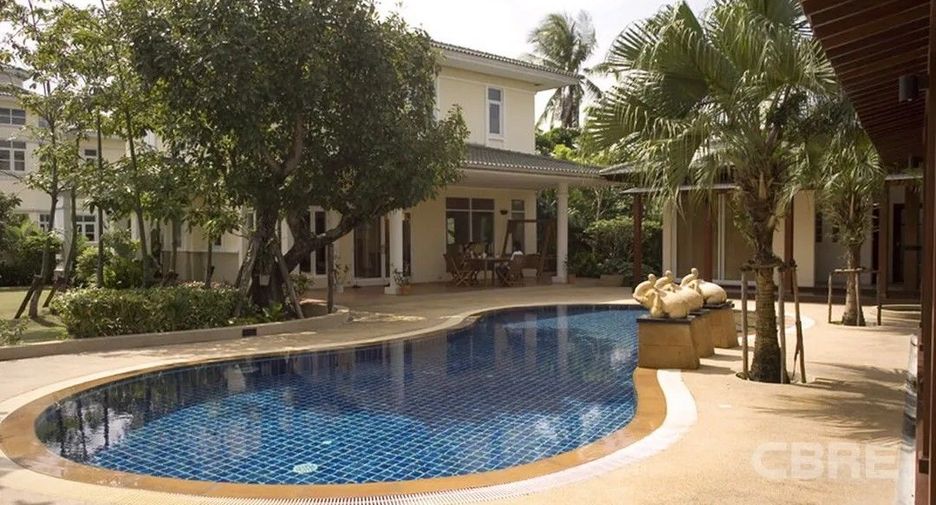 For sale 3 bedrooms house in Lat Phrao, Bangkok