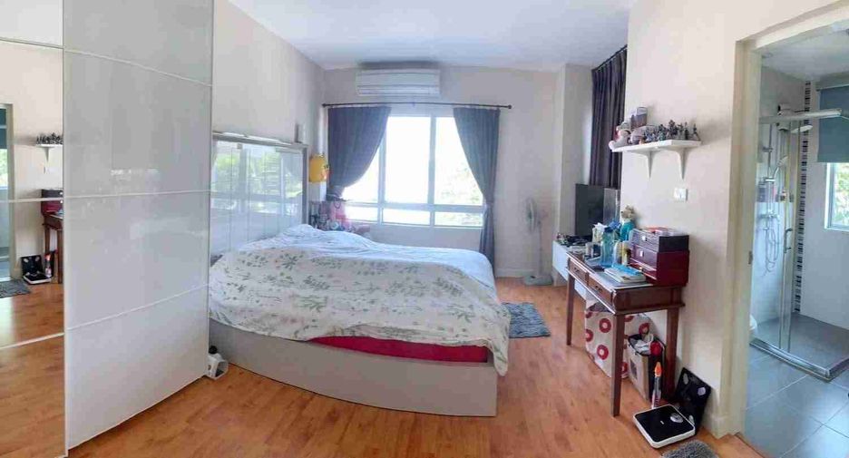For sale 3 bedrooms house in Mueang Nonthaburi, Nonthaburi
