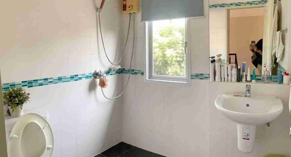 For sale 3 bedrooms house in Mueang Nonthaburi, Nonthaburi