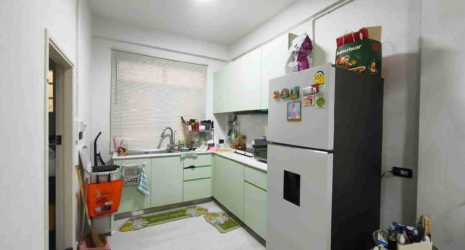 出售 4 卧室 独立屋 在 Thon Buri, 曼谷