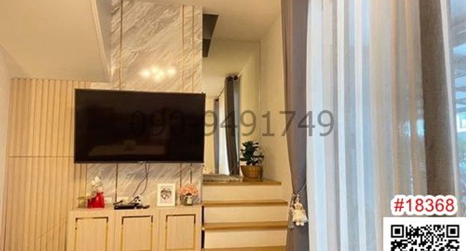 Casa adosada en alquiler de 3 habitaciones en Lat Krabang, Bangkok