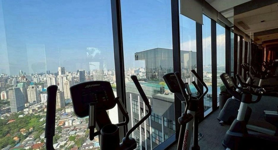 For rent 1 bed condo in Sathon, Bangkok