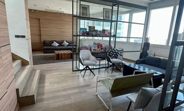 Condo en venta de 3 habitaciones en Khlong Toei, Bangkok