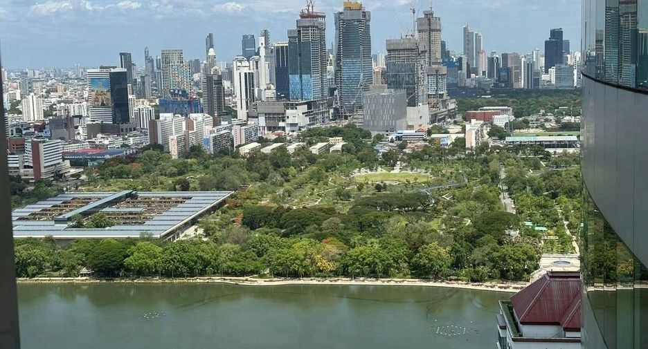 出售 3 卧室 公寓 在 Khlong Toei, 曼谷