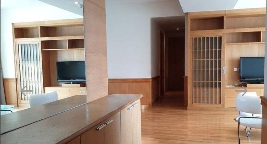 Аренда 3 спальни кондо в Кхлонг Тоеи, Бангкок