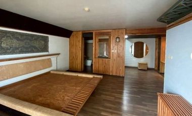 Wohnung zur Miete und zum Kauf mit 3 Zimmer in Phra Khanong, Bangkok