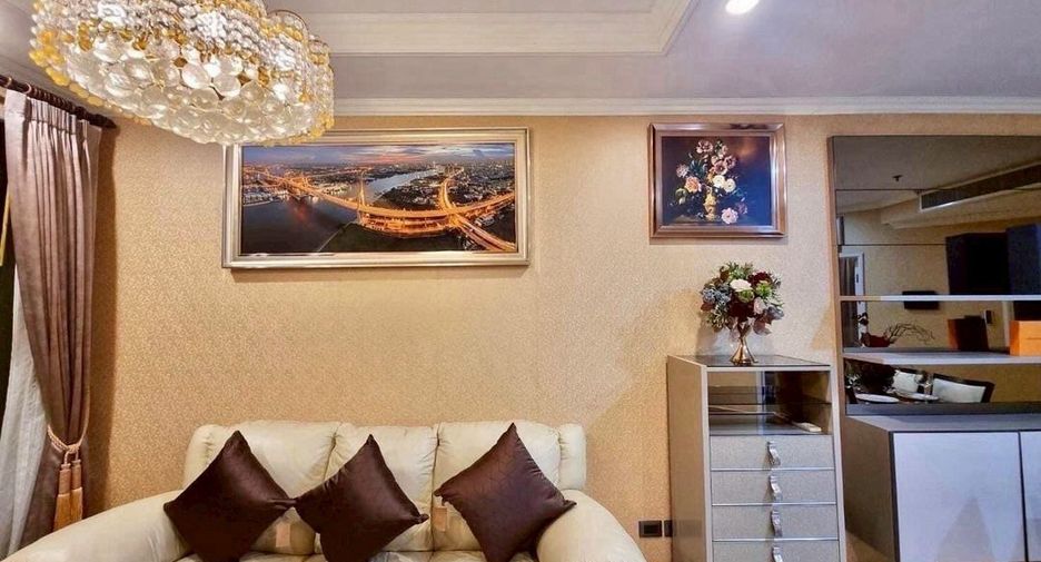 For rent 2 bedrooms condo in Huai Khwang, Bangkok