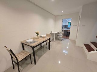 Condo en alquiler de 2 habitaciones en Bang Lamung, Chonburi