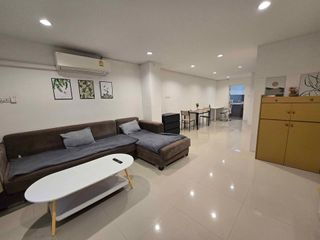 Condo en alquiler de 2 habitaciones en Bang Lamung, Chonburi