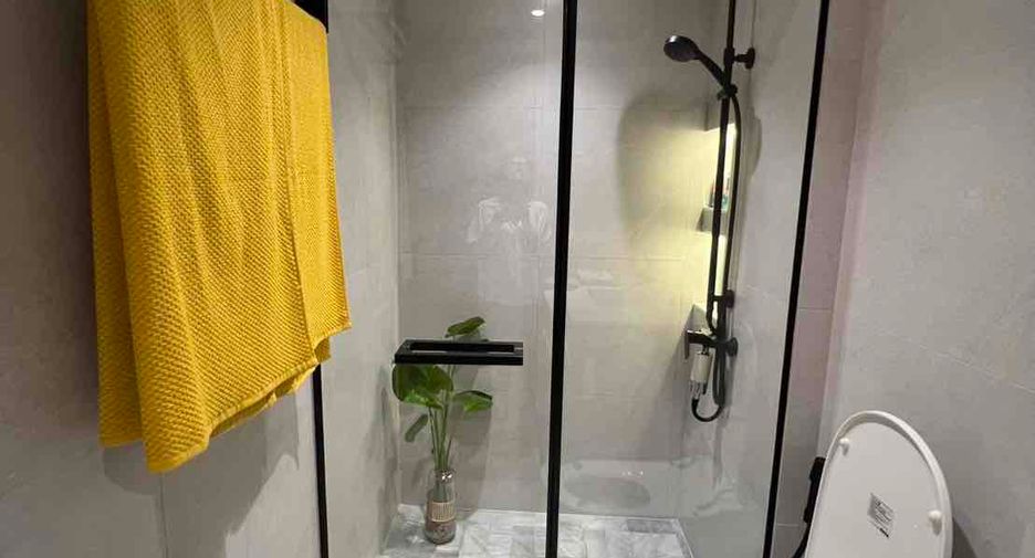 For sale and for rent 3 bedrooms condo in Watthana, Bangkok