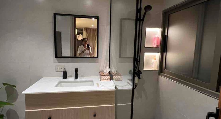 For sale and for rent 3 bedrooms condo in Watthana, Bangkok