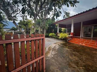 出租 2 卧室 独立屋 在 Klaeng, Rayong