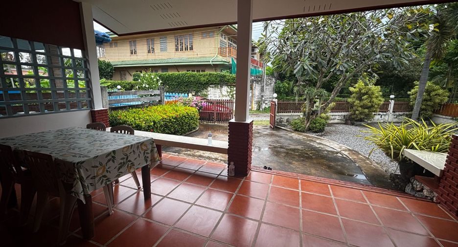 出租 2 卧室 独立屋 在 Klaeng, Rayong