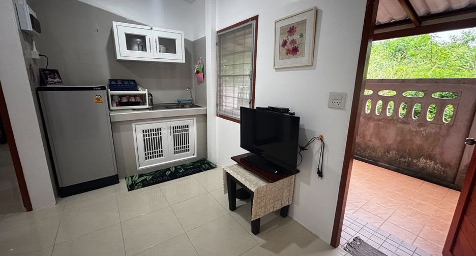 出租 2 卧室 独立屋 在 Klaeng, Rayong
