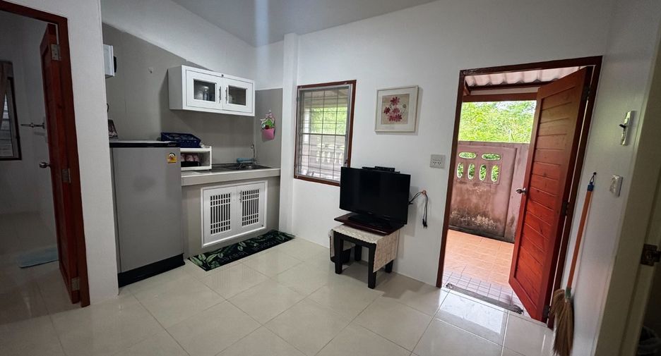 出租 2 卧室 独立屋 在 Klaeng, Rayong