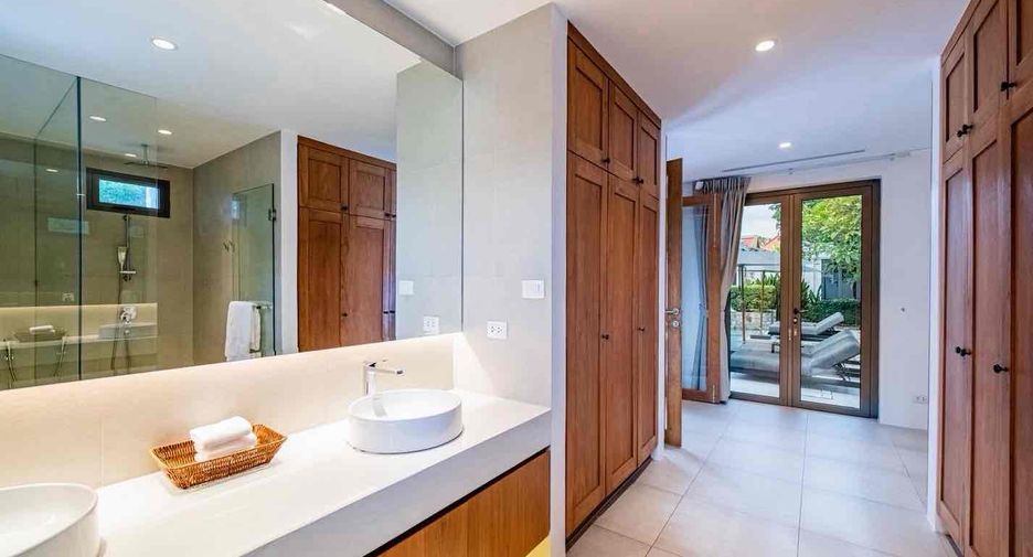 For rent 4 ベッドルーム villa in Thalang, Phuket