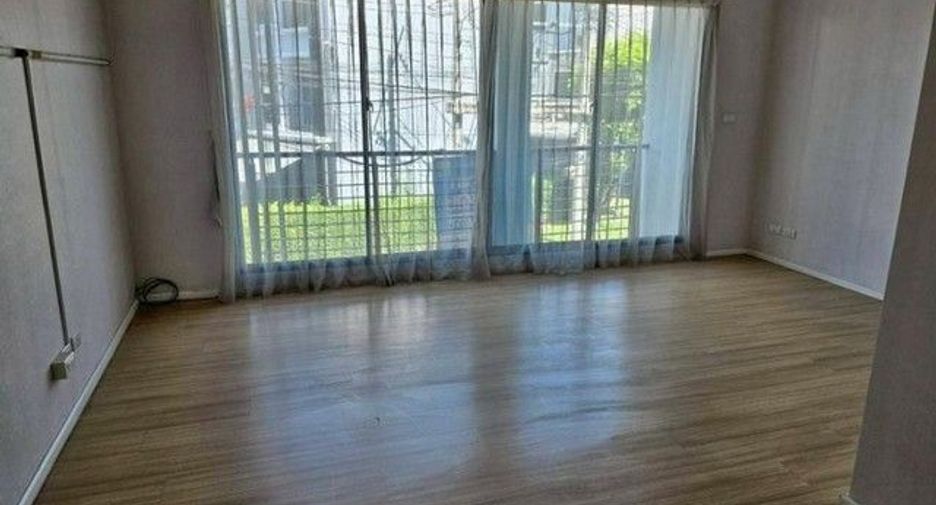 Casa adosada en venta de 1 habitaciones en Lak Si, Bangkok