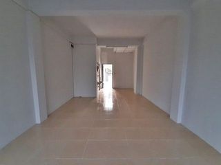 À vendre 1 chambre maison de ville à Sai Mai, Bangkok