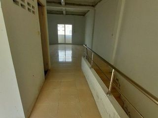 À vendre 1 chambre maison de ville à Sai Mai, Bangkok