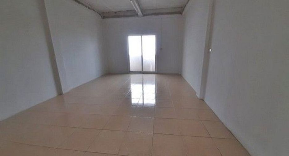 À vendre 1 chambre maison de ville à Sai Mai, Bangkok