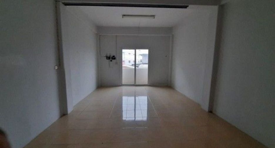 À vendre 1 chambre maison de ville à Sai Mai, Bangkok