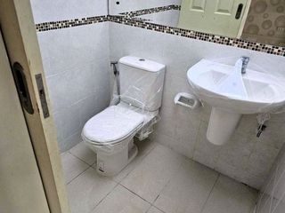 Продажа 1 кровать таунхаус в Банг Капи, Бангкок
