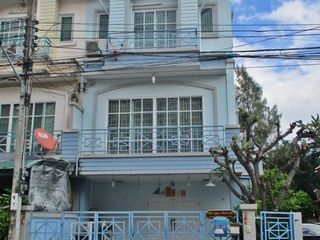 Casa adosada en venta de 1 habitaciones en Thawi Watthana, Bangkok
