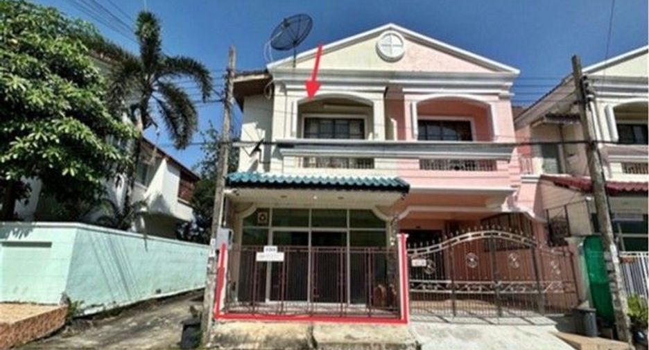出售 1 卧室 联排别墅 在 Lat Krabang, 曼谷