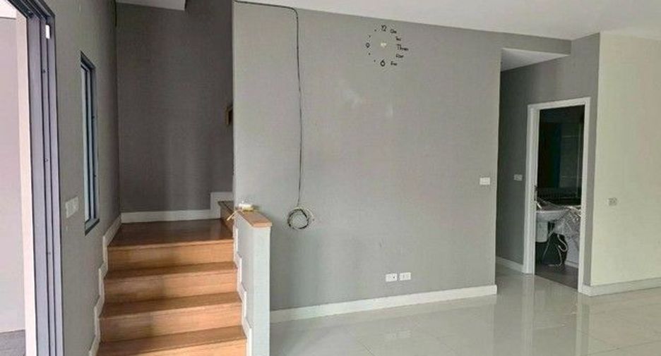 Casa en venta de 1 habitaciones en Saphan Sung, Bangkok