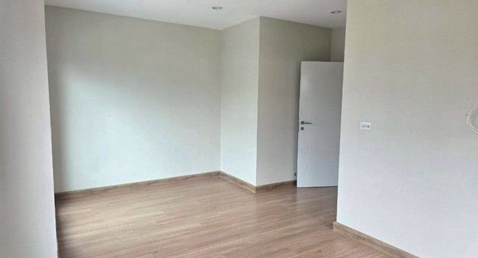 Casa en venta de 1 habitaciones en Saphan Sung, Bangkok