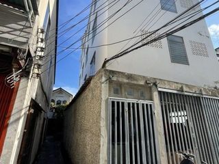 出售 1 卧室 独立屋 在 沙吞, 曼谷