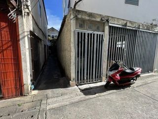 出售 1 卧室 独立屋 在 沙吞, 曼谷