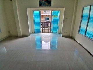 Продажа 1 кровать дом в Кхлонг Сам Ща, Бангкок