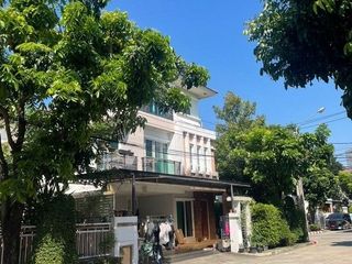 Haus zum Kauf mit 1 Zimmer in Bang Khen, Bangkok