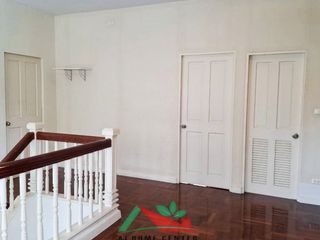 For sale 5 bedrooms house in Mueang Nonthaburi, Nonthaburi