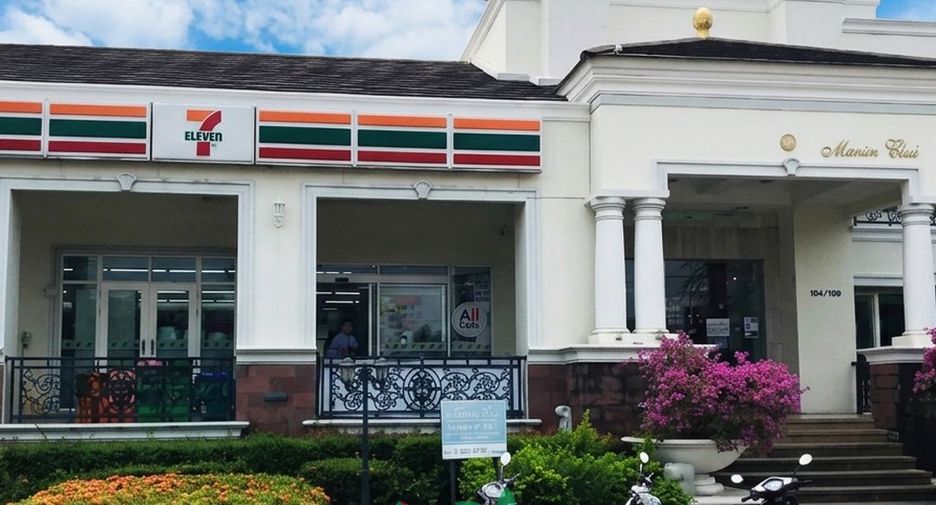 For sale 5 bedrooms house in Mueang Nonthaburi, Nonthaburi