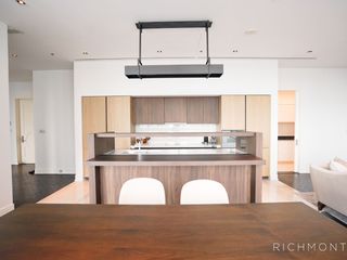 Продажа 3 спальни кондо в Сатхон, Бангкок