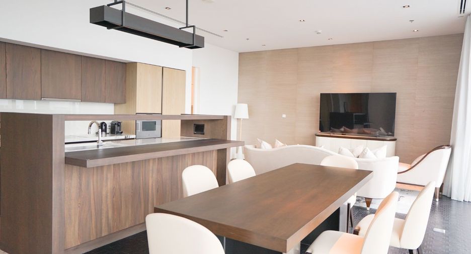 À vendre 3 chambres condo à Sathon, Bangkok