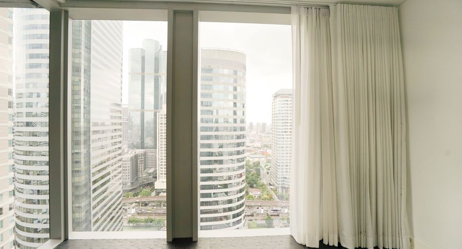 À vendre 3 chambres condo à Sathon, Bangkok