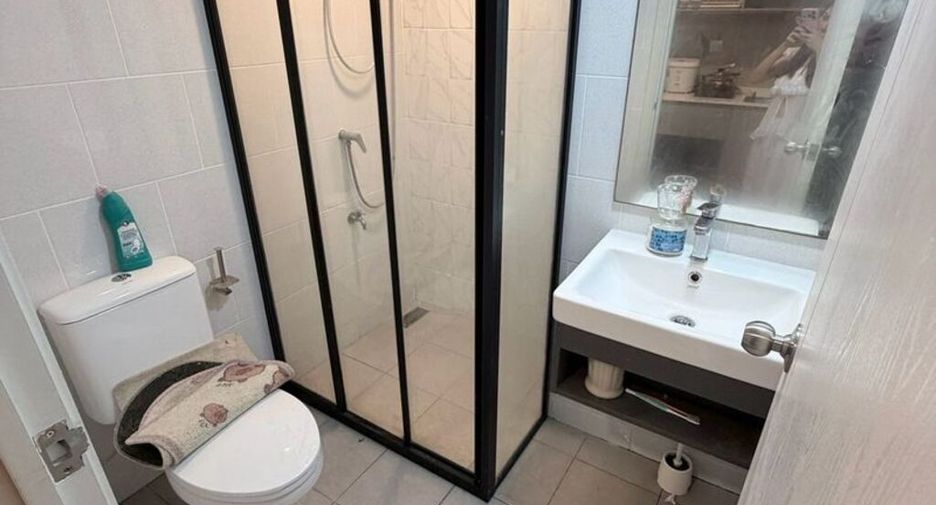 For rent 1 bed condo in Khlong Luang, Pathum Thani