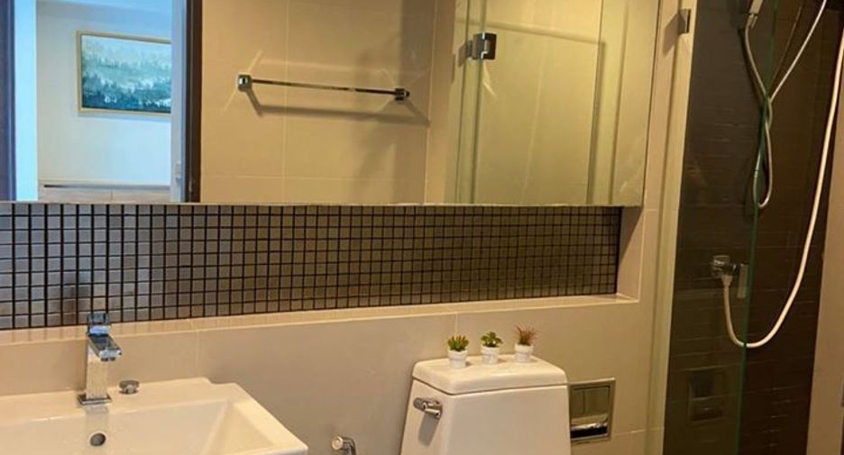 For rent 2 bedrooms condo in Sathon, Bangkok