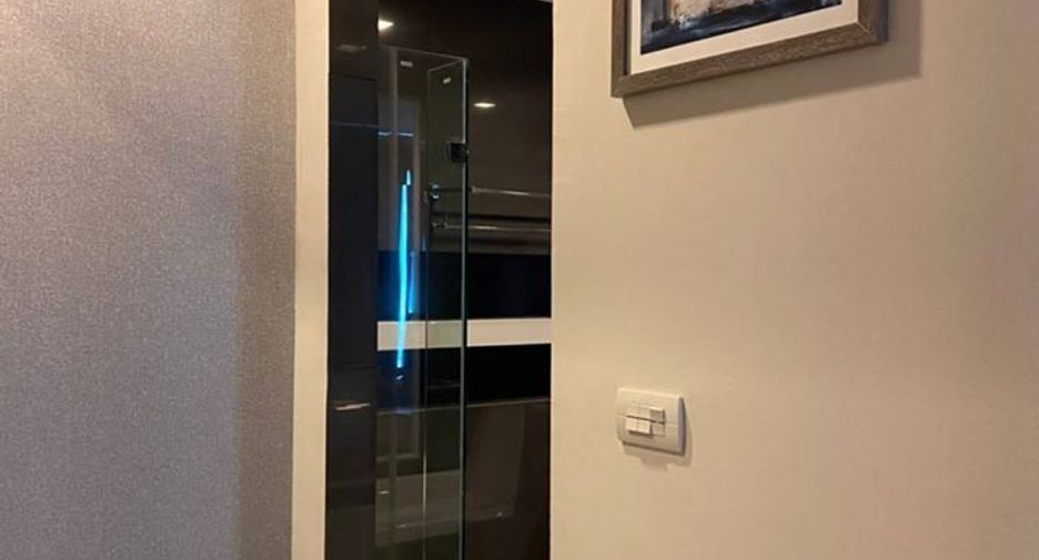 For rent 2 bedrooms condo in Sathon, Bangkok