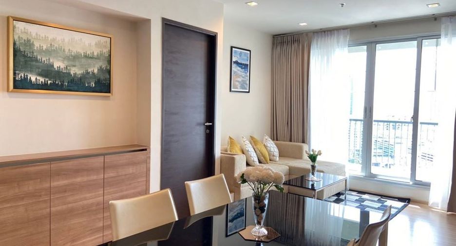 For rent 2 bedrooms condo in Sathon, Bangkok