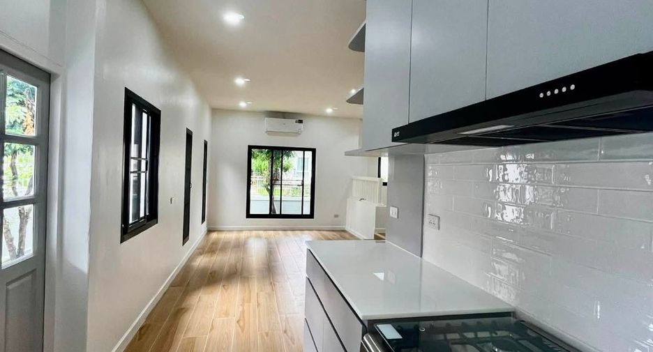 Casa en venta de 4 habitaciones en Hang Dong, Chiang Mai