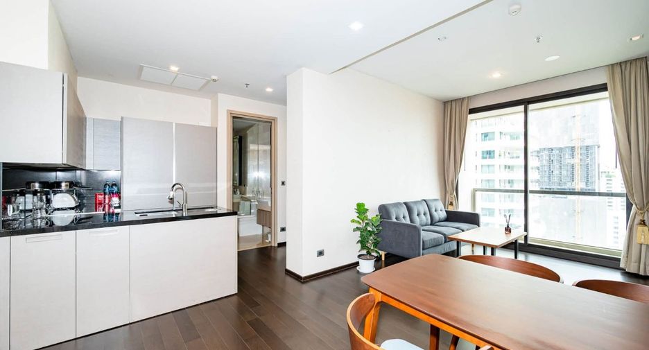 For rent 2 bedrooms condo in Khlong Toei, Bangkok