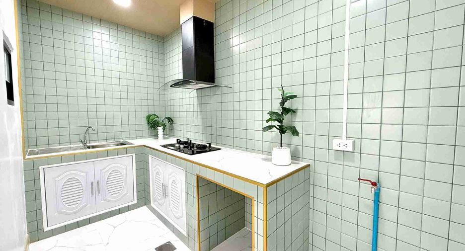 For sale 3 bedrooms townhouse in Khlong Sam Wa, Bangkok