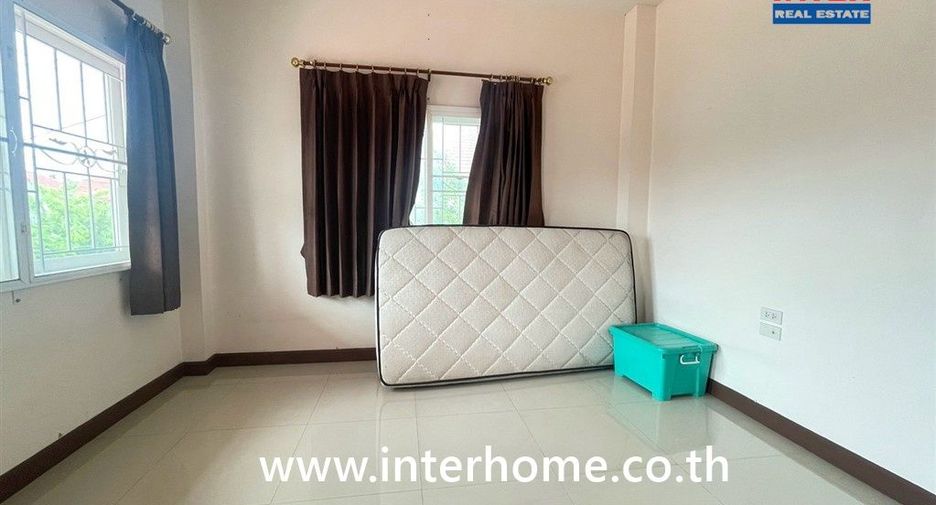 For sale 3 bedrooms house in Don Mueang, Bangkok